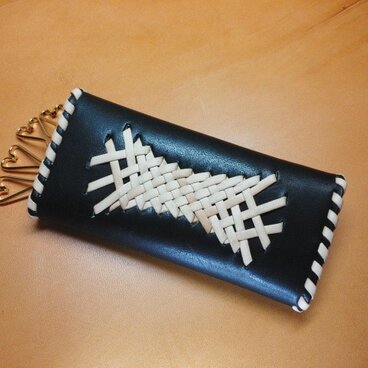 くろのキーケースかがり飴ｘ飴