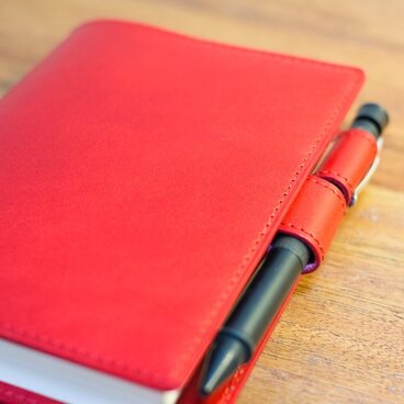 ほぼ日手帳革カバー　レッド