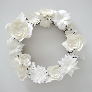Paper Flower Wreath (Medium)
