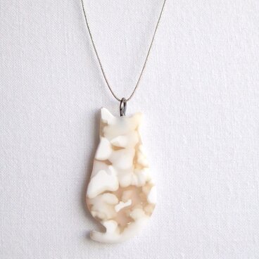 白ブチ猫 ネックレス_A