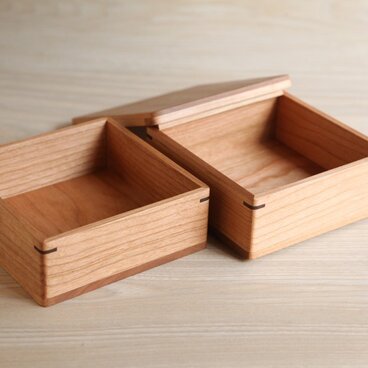 [受注制作]桜の木のお弁当箱　正方形 ２段