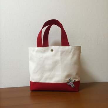 帆布シンプルトート Ｌ ブローチ付き