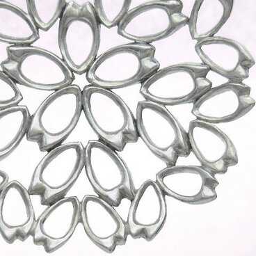 桜花のペンダント