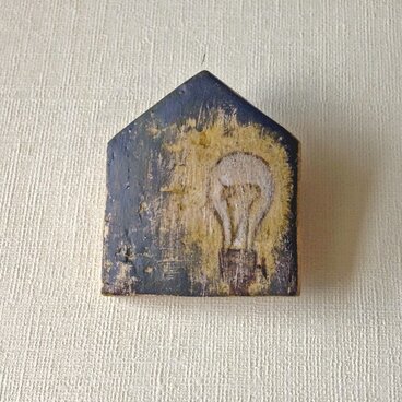 漆喰バッジ・オウチ