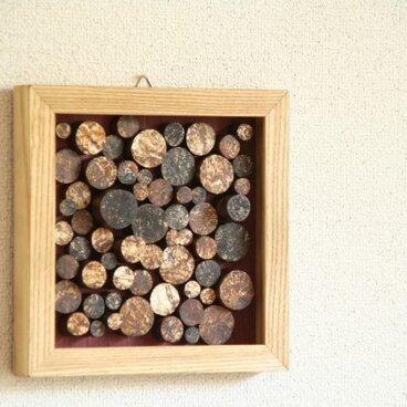 伊豆土の断面の壁飾り