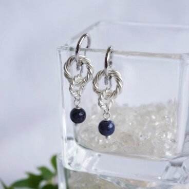 サファイヤの変わりリングピアス(イヤリング)