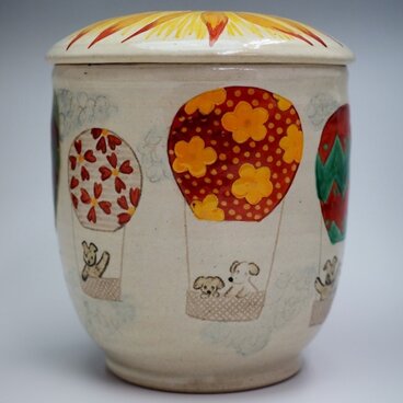 ペット専用の骨壺「夢壺」気球柄　中サイズ