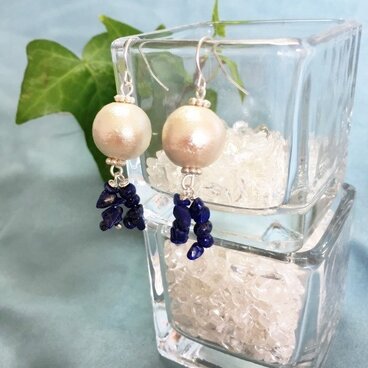 ラピスラズリとコットンパールのピアス(イヤリング)