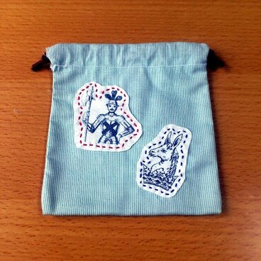 クラシックプリント巾着（甲冑×ロバ）