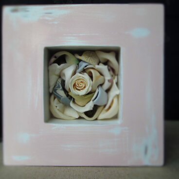 かすみあわせ  ー  和布とプリばらの壁飾り