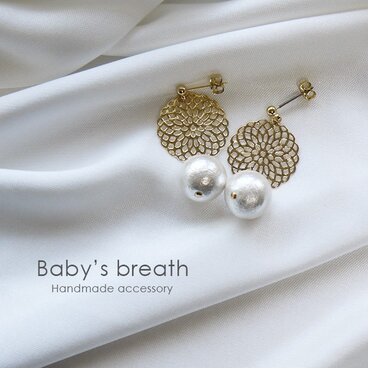 コットンパールのユラリピアス