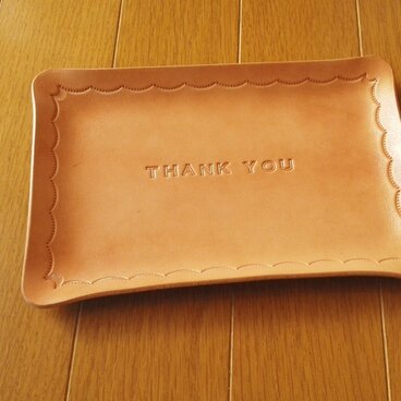 革のキャッシュトレイ　２