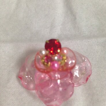 フラワービジューピアス