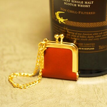 ブライドルレザーのミニがま口：ゴールド