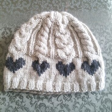 ふわふわニットのお帽子（ホワイトグリーン&グレー）