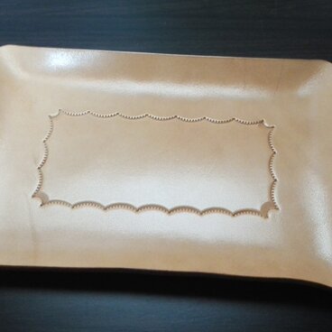 革のキャッシュトレイ　３