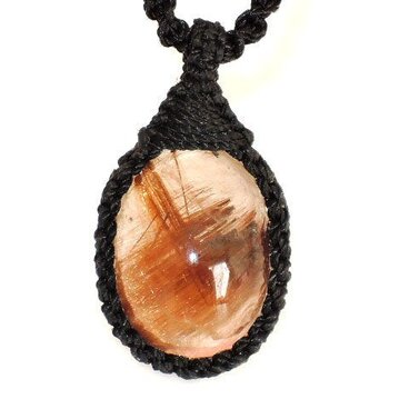 ★キャッツアイレッドルチルクォーツ★天然石ネックレス 手編みペンダント