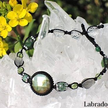 ★キラキラカット★ラブラドライト天然石ブレスレット★ハンドメイド マクラメ編み