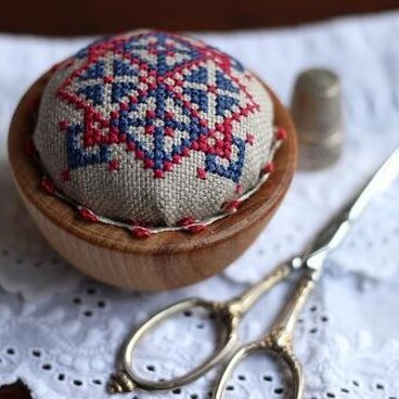 ウッドボウルピンクッション