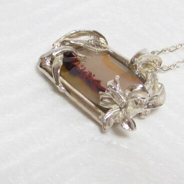 ピクチャーメノウ D