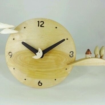 木製時計－丘の家（樺）