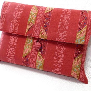 御朱印帳入れ・２冊用　着物地・花更紗Ｍ-２