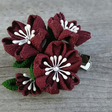 つまみ細工   おとなカラーのさくら