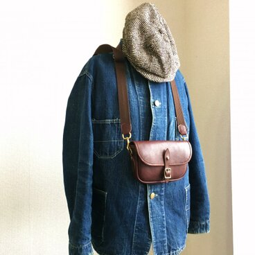 コンパクトショルダーバッグ