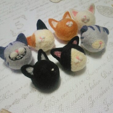 【受注制作】コロコロ ねこストラップ