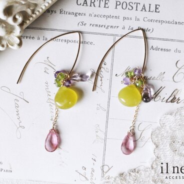 ピアス frances［ライトグリーン］