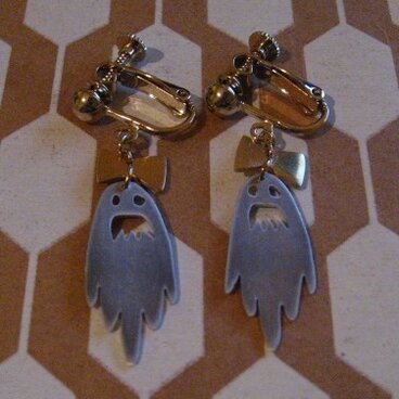 【 オバケ イヤリング 】