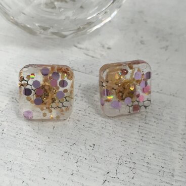 ときどき  どっと  ピアス   【ライトパープル】