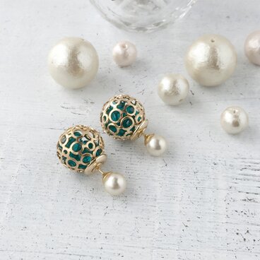 球体アクリルパーツピアス【エメラルド】