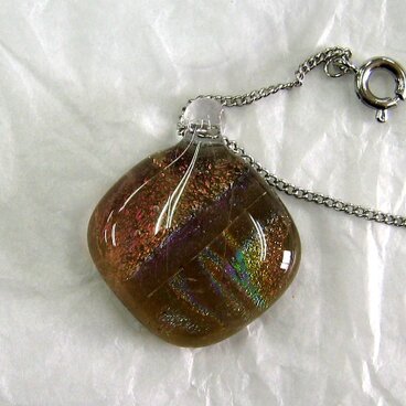 ペンダントトップ　ＡＣ４６５