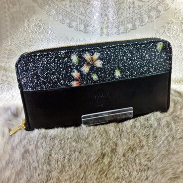 ラウンドジップ長財布「桜」