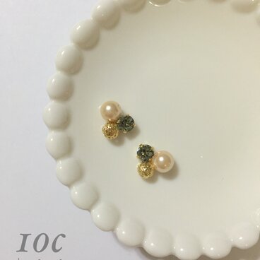 トリプルストーンピアス*Black