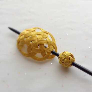 水引の中ざし飾り*福寿草