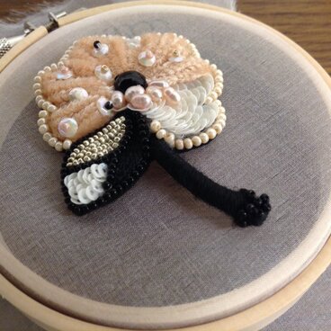 花の刺繍ブローチⅣ