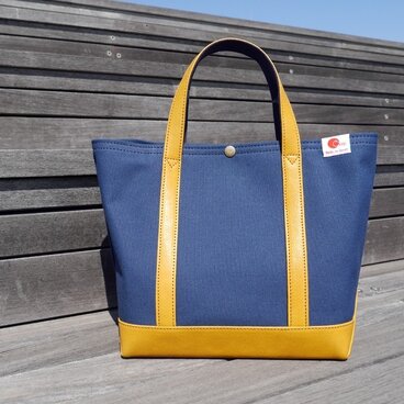 革と帆布のミディアムトートバッグ  ロイヤルカラー（マスタード)　【Medium】