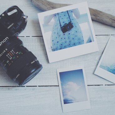 ワンピースとフィルムカメラのポラロイド風 メモ帳