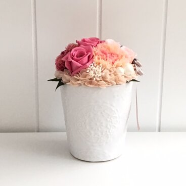 ストロベリーパフェ風アレンジメント＊ プリザーブドフラワー ＊