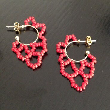 シードビーズピアス