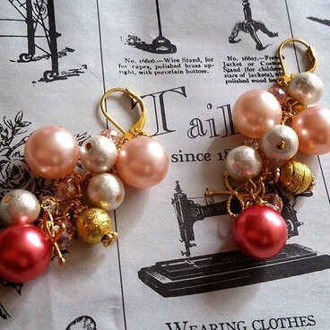 ジャラジャラピアス