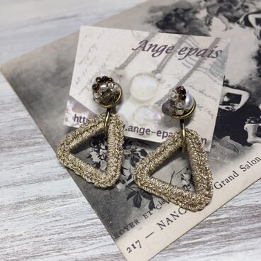 2wayミニスタッズトライアングルピアス・ゴールド
