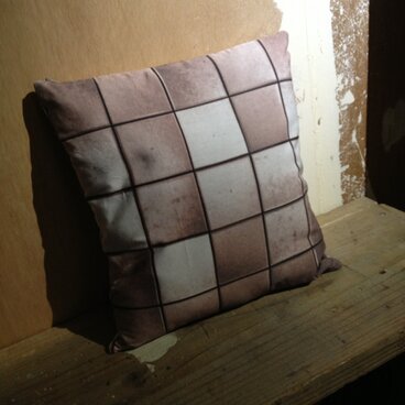 タイルクッションS