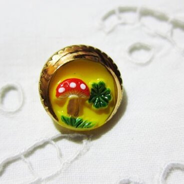 チェコのガラスボタン きのこ,馬蹄,クローバー YELLOW