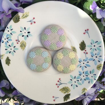 春のリース 刺繍ヘアゴム