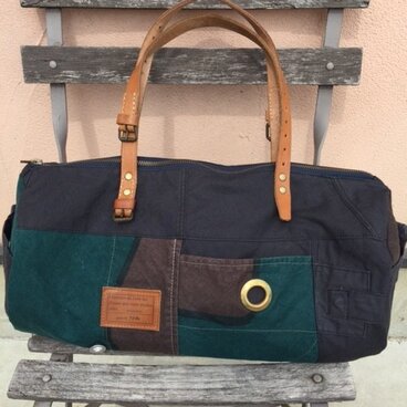 ミリタリーリメイク　ボストンバッグ　ネイビー