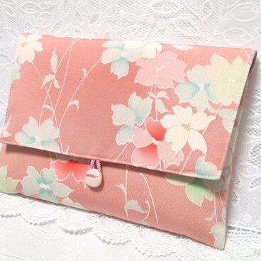 御朱印帳入れ・２冊用　着物地・正絹花模様M