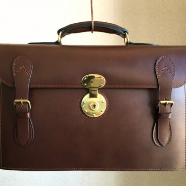 クラシカルブリーフケース